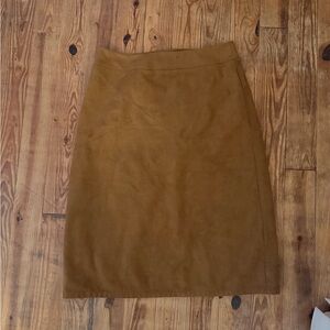 Chico’s Camel Faux Suede Pencil Skirt | Size 0.5 (US 6)